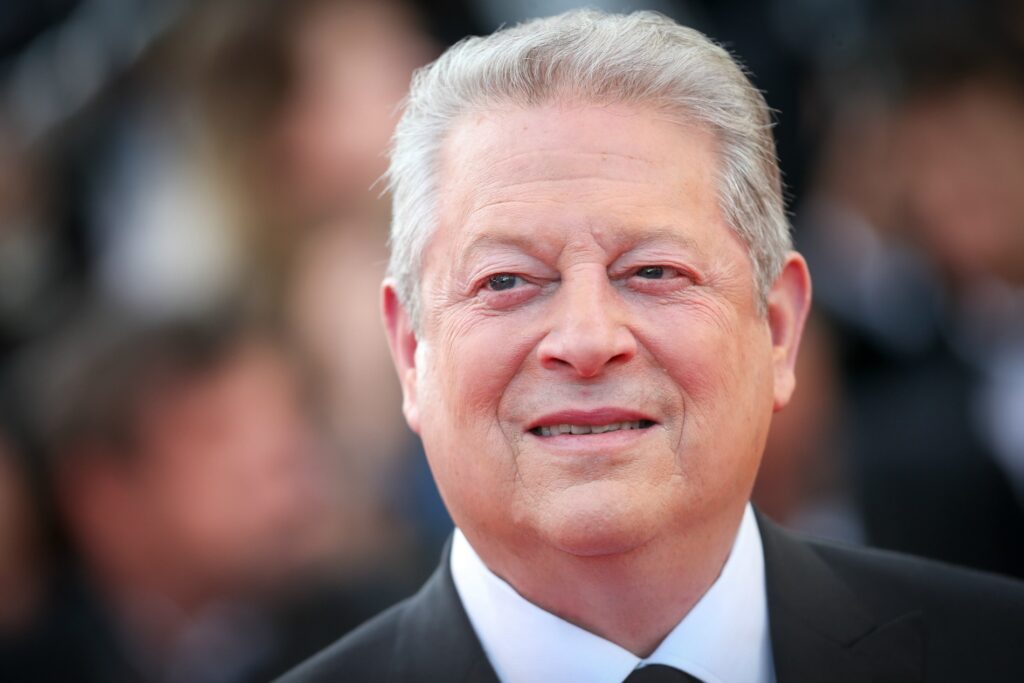 découvrez la vie et l'engagement d'al gore, ancien vice-président des états-unis, devenu un fervent défenseur de l'écologie. explorez son parcours politique, ses initiatives pour la lutte contre le changement climatique et son influence en tant qu'écologiste engagé.