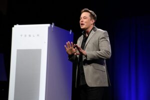 découvrez le visionnaire elon musk, pionnier des technologies vertes, à travers sa mission de révolutionner l'industrie automobile et spatiale avec des innovations durables et éco-responsables.