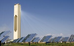 découvrez la centrale à tour, une technologie innovante pour la production d'énergie renouvelable. apprenez comment elle utilise la chaleur du soleil pour générer de l'électricité tout en respectant l'environnement. informez-vous sur son fonctionnement, ses avantages et son impact sur le développement durable.