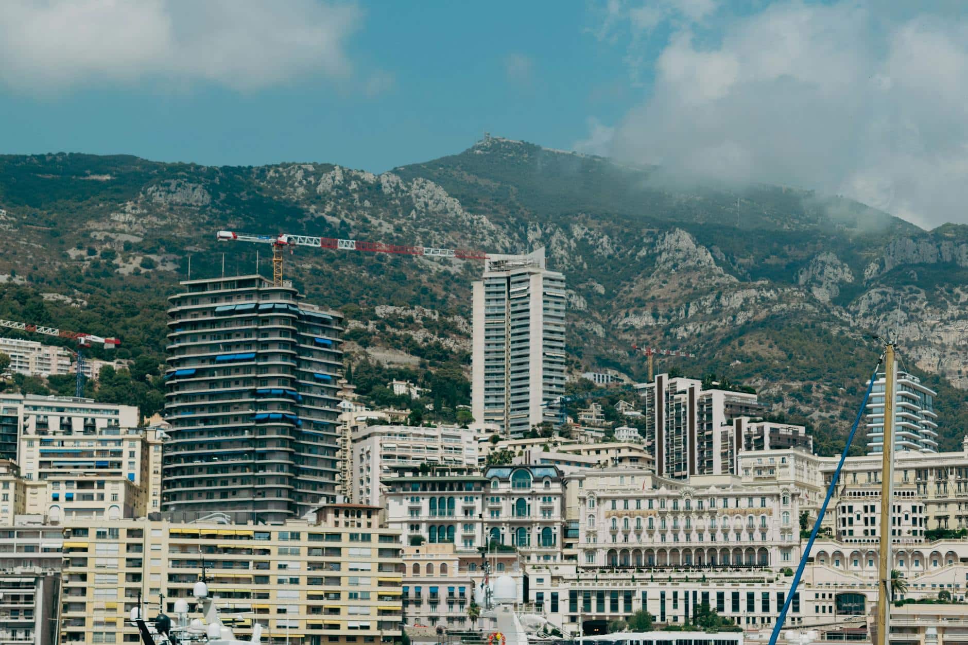 découvrez comment l'architecte des villes écologiques repense l'urbanisme pour créer des espaces durables, intégrant nature et innovation. plongez dans un avenir harmonieux où chaque bâtiment et parc favorisent le bien-être des habitants tout en préservant l'environnement.